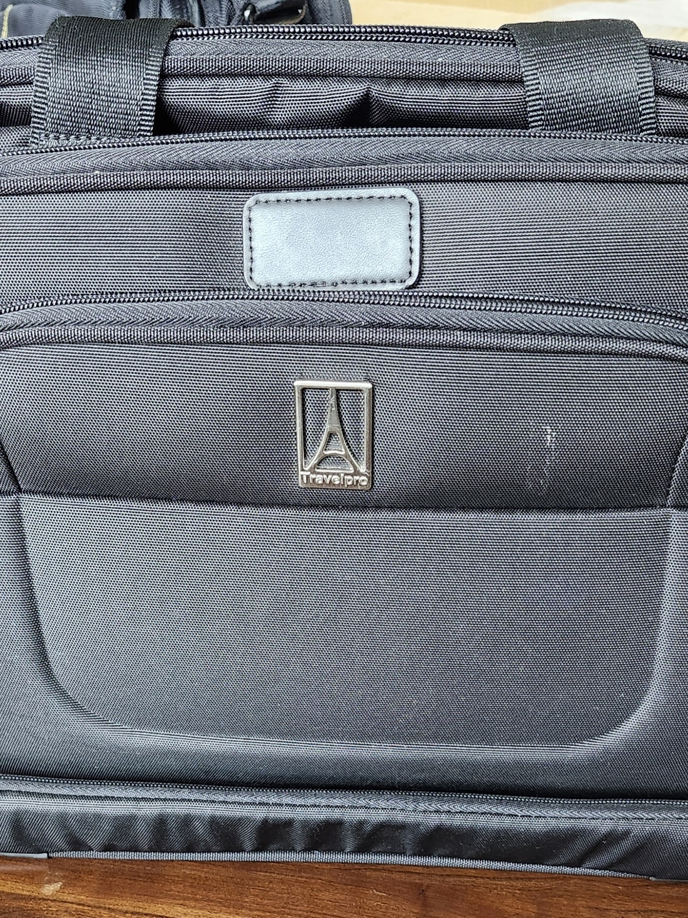 Travelpro Crew 8 Black 16 Carry On Tote Weekender Luggage Travel Bag